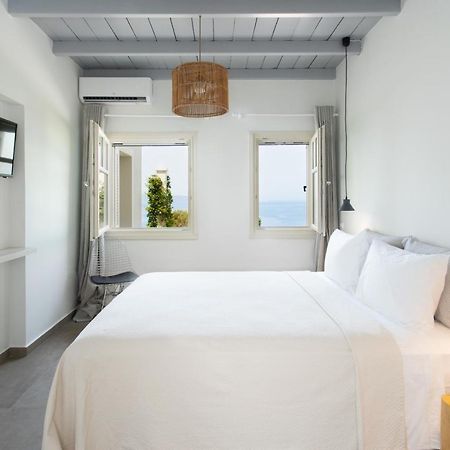 Villa Itis - Elegant Ground Floor Suite With Terrace & Great View Neápolis Екстериор снимка