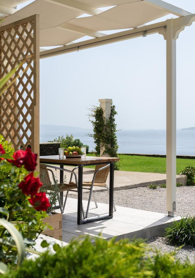 Villa Itis - Elegant Ground Floor Suite With Terrace & Great View Neápolis Екстериор снимка
