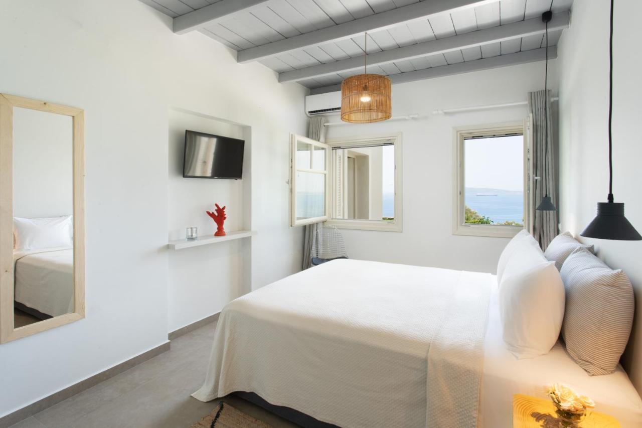 Villa Itis - Elegant Ground Floor Suite With Terrace & Great View Neápolis Екстериор снимка